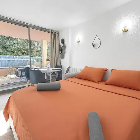 Avec Piscine, Balcon Prive A 5 Min Apartment *