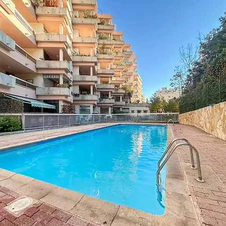 Avec Piscine, Balcon Prive A 5 Min アパート ロクブリュヌ＝カップ＝マルタン