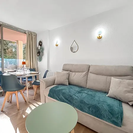 Avec Piscine, Balcon Prive A 5 Min * רוקברון-קאפ-מרט