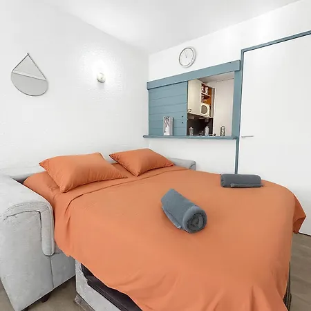 Avec Piscine, Balcon Prive A 5 Min Apartment *