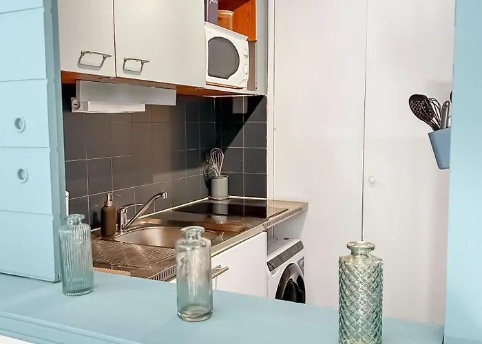 Avec Piscine, Balcon Prive A 5 Min アパート *